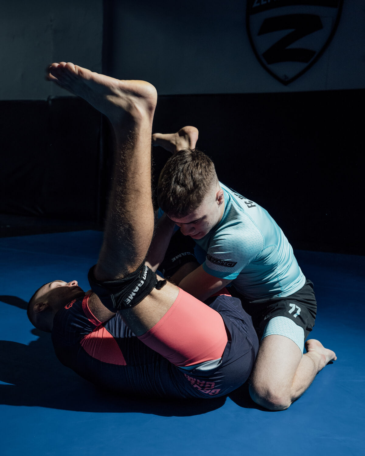 2-in-1 Training Shorts FC Armbar (Navy)